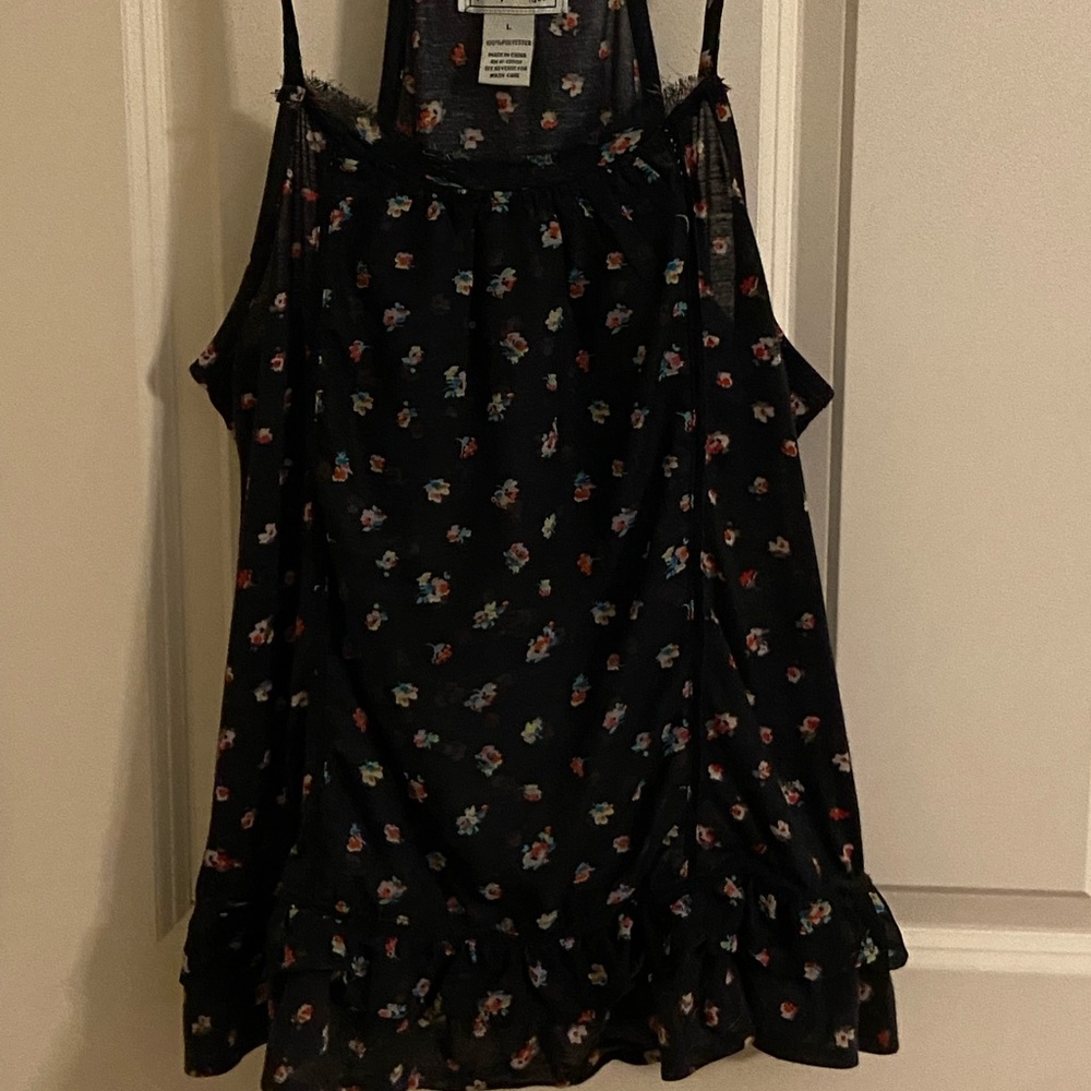 Black floral tank top